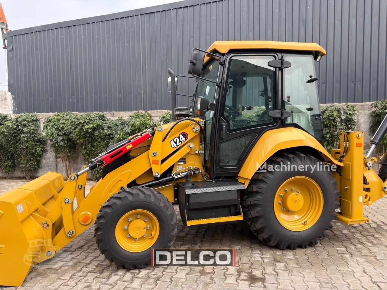 CAT Backhoe Loader